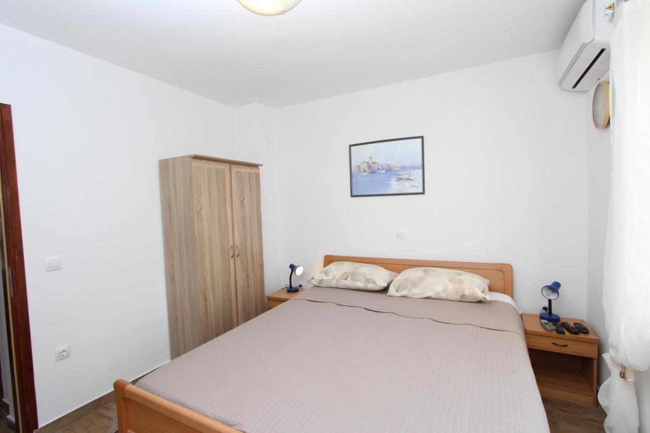 Gabriel Apartment